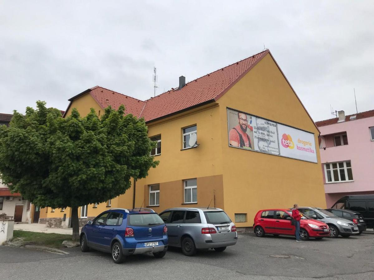 Hostel Rk Horazdovice ภายนอก รูปภาพ